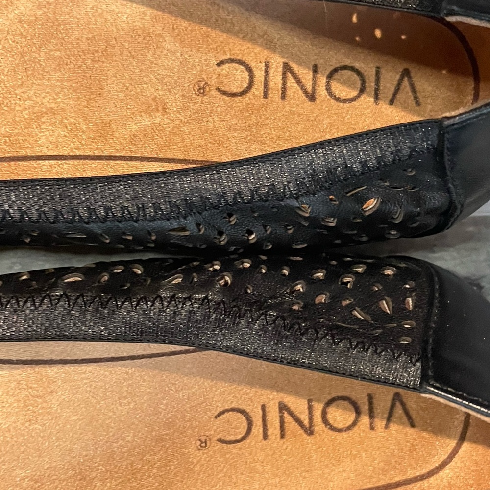 Vionic black Shoes - Picture 7 of 16